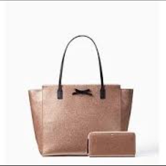 kate spade Handbags - ✨Kate Spade RG Glitter Tote and Wallet Set✨